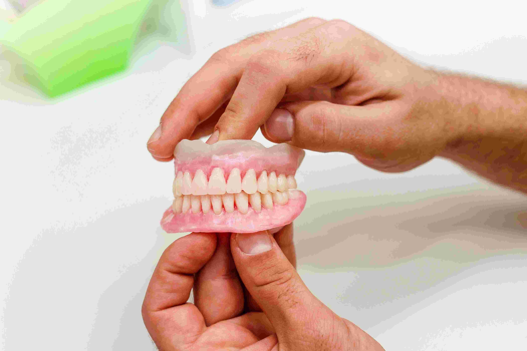 Benefits of Choosing Dental Implants Over Dentures